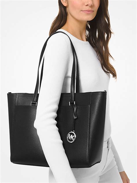 michael kors daria handbag 3 in 1|Maisie Medium Pebbled Leather 3.